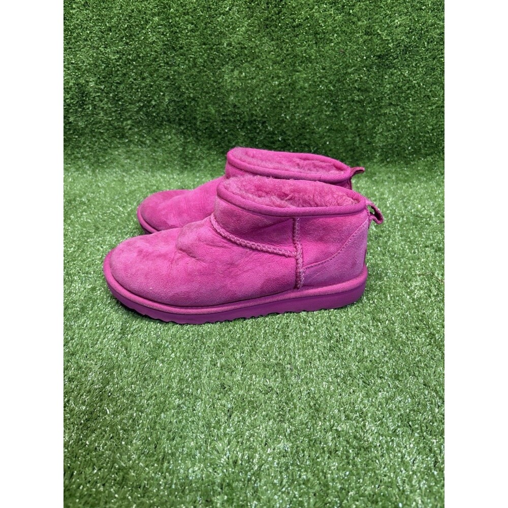 UGG Kids Classic Ultra Mini Boots Size 4 Hot Pink Fuchsia Suede Sheepskin